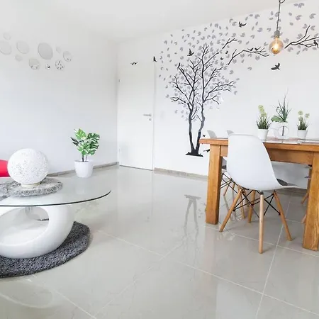 Διαμέρισμα Ausstattung Netflix Wlan Landschaftspark *